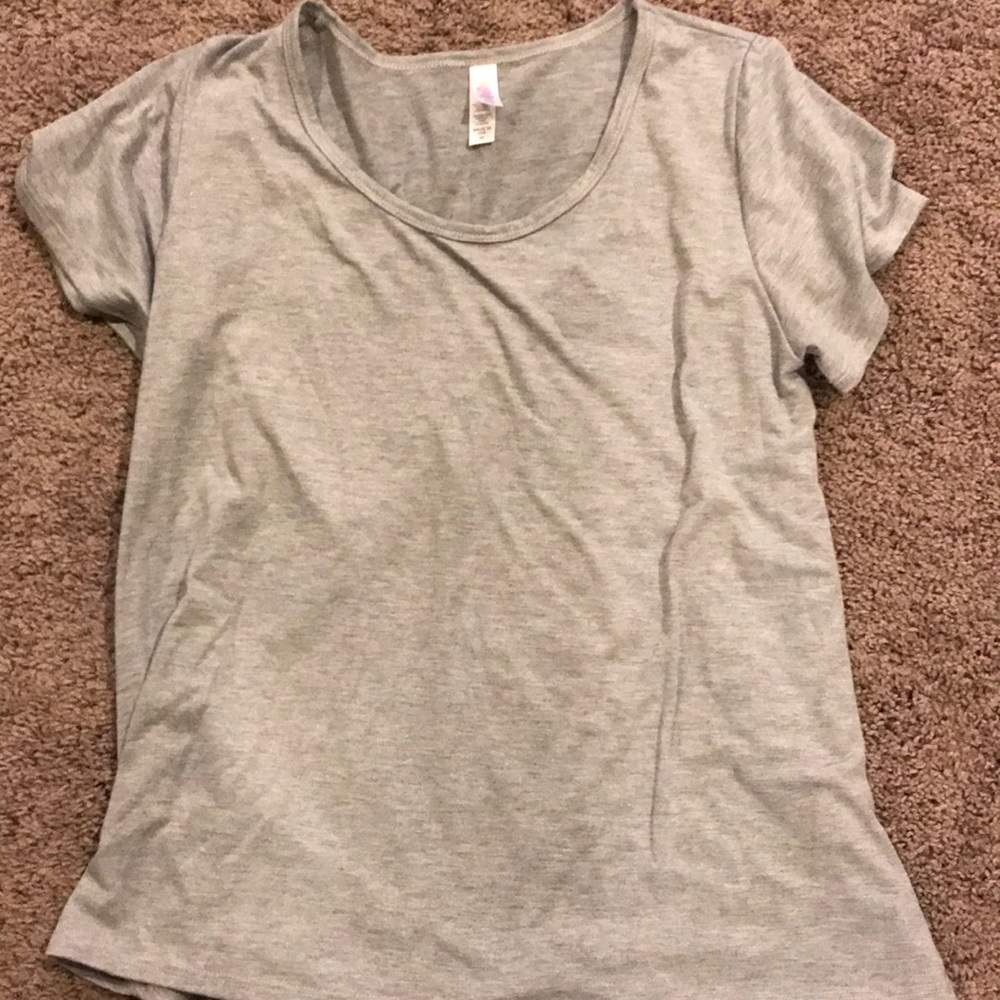 LuLaRoe Classic Tee